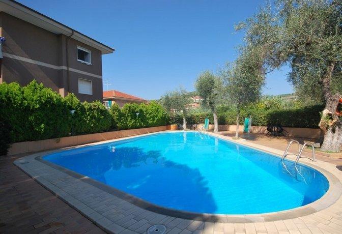 Casa Vacanze Orchidea Apartment Diano Marina Exterior photo